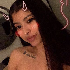 Meet your Posher, Jaqueline